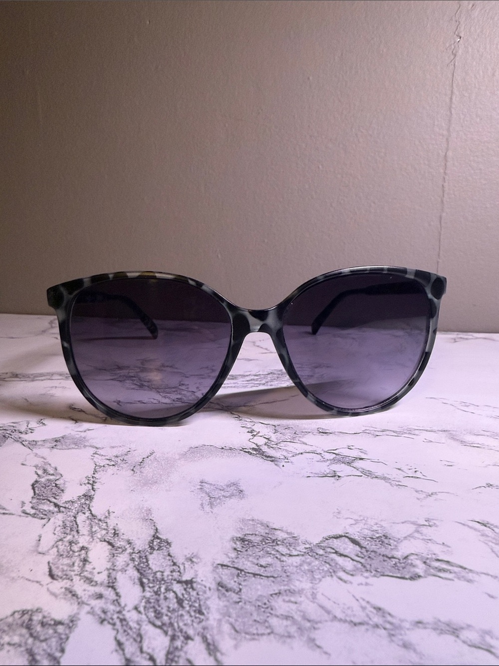 Vera Bradley Gray Tortoiseshell Cat-Eye Sunglasses